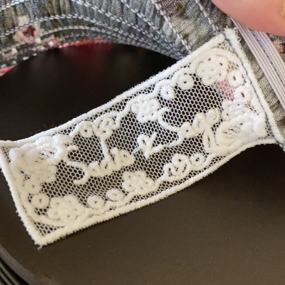 Gorgeous dress - Picture 5 of 5